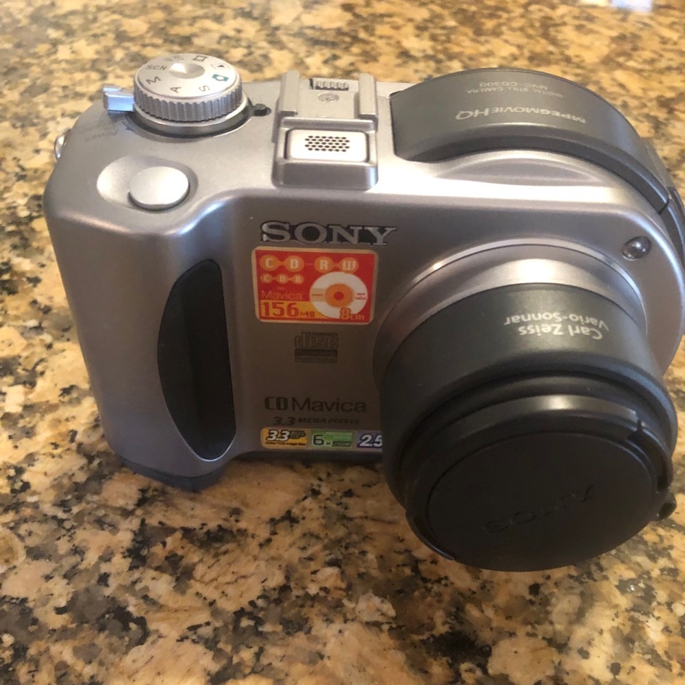 Digital Camera
